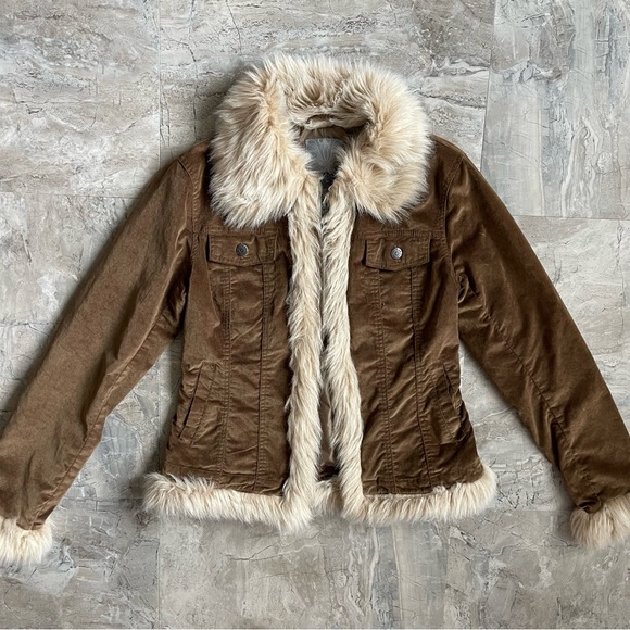 BB Dakota Jackets & Blazers - BB Dakota vintage y2k brown faux fur jacket